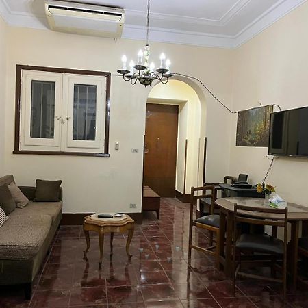Beautiful Apartment In The Heart Of カイロ エクステリア 写真